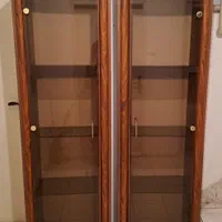 دو عد بوفه ویترین شیشه ای سبک و ساده و چراغ دار|بوفه، ویترین، کنسول|تهران, یوسف‌آباد|دیوار