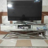 میز ال ای دی آینه ای