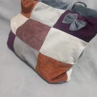 تعدادی کیف مدرسه ای مجلسی اسپرت|کیف، کفش، کمربند|شیراز, دباغ خانه|دیوار