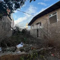 204-متر-زمین-با-بنای-کلنگی-22-بهمن-سند-دار