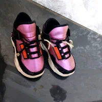 کتونی ‌، صندل، نیم بوت، و بوت