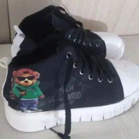 دوجفت کفش فروشی