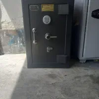 گاوصندوق ارتفاع 140خرم