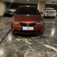 سراتو 2010 بدون رنگ