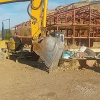 بیل مکانیکی آماده بکار|خودرو سنگین|بروجرد, |دیوار