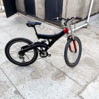 دوچرخهShekari 2007 سایز ۲۴،سالم ، سرویس لازم داره.