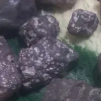 شهاب.سنگ وسنگ الماس.