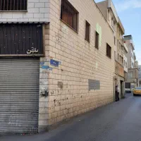 ملک دوبر با مغازه تجاری با ظرفیت شش طبقه