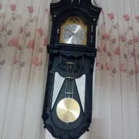 ساعت نو سالم و تمیز