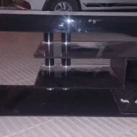 میز تلویزیون شیشه ای