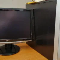 کیس و مانیتور