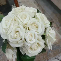 دست گل عروس زیبا