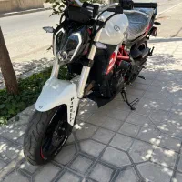 بنلی ۳۰۰جفت سیلندر