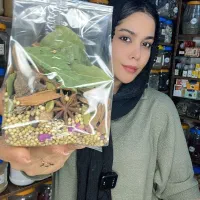 بیش از۳۰نوع ادویه ترکیبی خاص مخصوص هر غذا