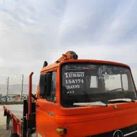 راننده جرثقیل خاور