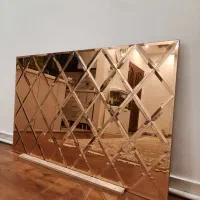 آینه|آینه|سرخه حصار, |دیوار