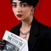 کلاه مجلسی و عروس یزد|لباس|یزد, |دیوار