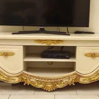 میز تلویزیون در حد نو