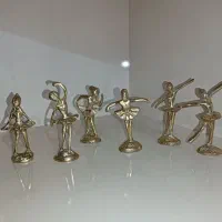 مجسمه برنزی آدمک