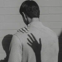 همیار ترک اعتیاد ، همراهی بسوی آزادی