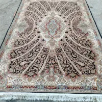 یک جفت فرش ۶ متری