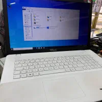 لب تاب Asus سفید