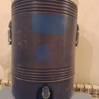 کلمن|ظروف نگهدارنده، پلاستیکی، یک‌بارمصرف|بومهن, |دیوار