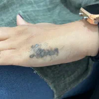 پاک کردن تتوخالکوبی/بدن ابرو لب چشم/بوتاکس کیوسویچ|خدمات آرایشگری و زیبایی|اصفهان, عباسآباد|دیوار