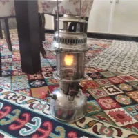 چراغ‌توری‌زنبوری