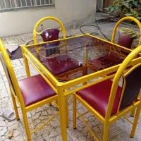 میز وصندلی