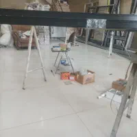 شاگرد و کارآموز برای کارگاه درب و پنجره سازی