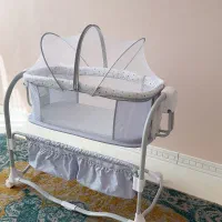تخت کنار مادر و گهواره برقی سه کاره ماستلا|تخت و صندلی بچه|مشهد, راهنمایی|دیوار