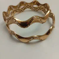 سه لنگه النگو به قیمت تابلو