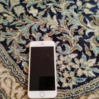 اپل iPhone 6 با حافظهٔ ۱۶ گیگابایت