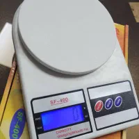 ترازو۱۰کیلویی آزمایشگاه،مجسمه،رنگ،اسید|فروشگاه و مغازه|بروجرد, |دیوار