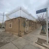 180-متر-ویلایی-دو-خواب-دربست-حیاط-دار