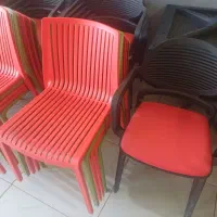 صندلی و میز برند نظری