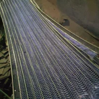 ورق کرکره. سقف شیروانی