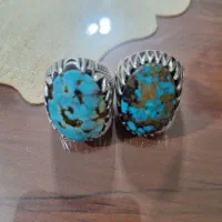 انگشتر فیروزه رگه طلایی