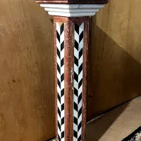 سنگ زیر تلفن