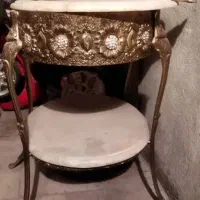 میز دو طبقه و ۲عدد عسلی برنز