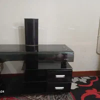 میزتلوزیون شیشه ای