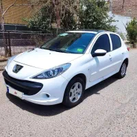 پژو ۲۰۷ پاناروما