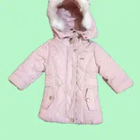 کاپشن دخترانه نو سایز ۶ تا ۹ ماه تا ۱۲ هم میخوره