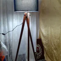 آباژور کنار سالنی