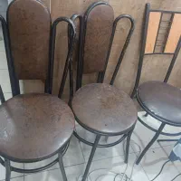 فروش صندلی اهنی روکش چرم و صندلی اصلاح و‌مبل|صندلی و نیمکت|شیراز, فرگاز|دیوار