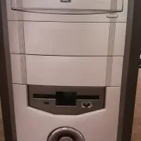 کیس و مانیتور سالم