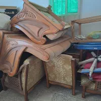 هفت عدد تشک و دوست مبل و تخت خواب