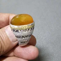انگشتر عقیق عسلی