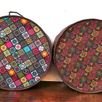 باکس نظم دهنده مستطیلی|لباس|قم, مسجد امام حسن|دیوار